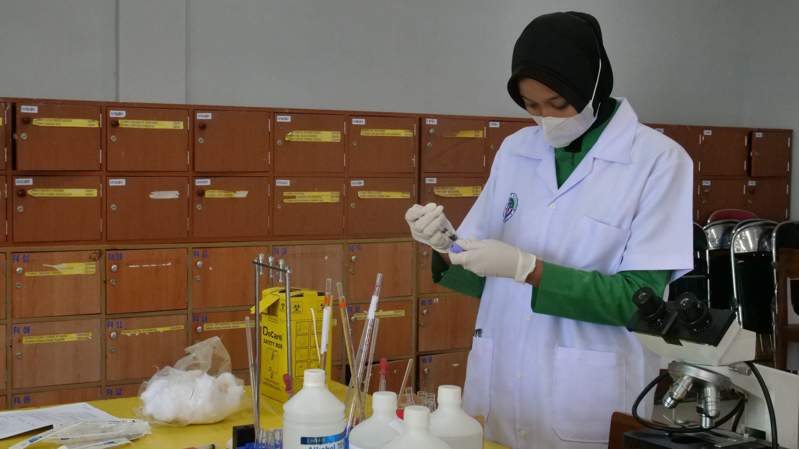 Laboratorium Analis Efarina